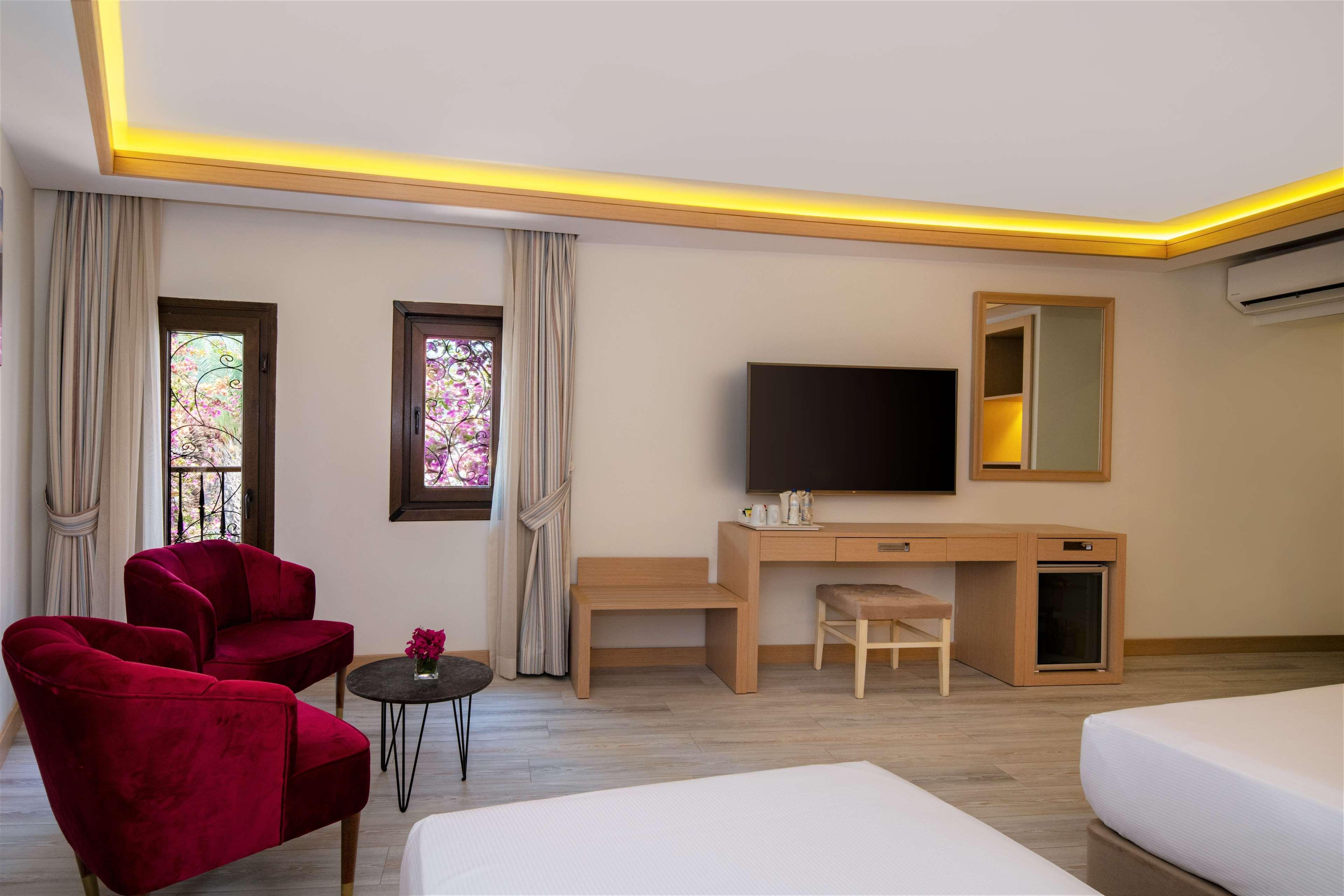 מלון Doubletree By Hilton Marina Vista בודרום